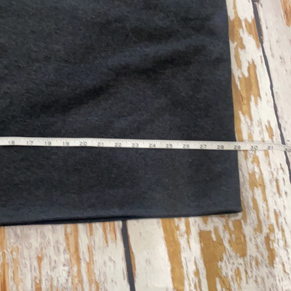 Lululemon - Picture 5 of 5